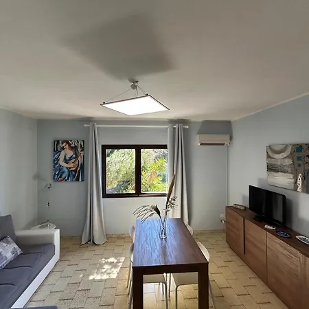 Del Melograno Tatil Evi